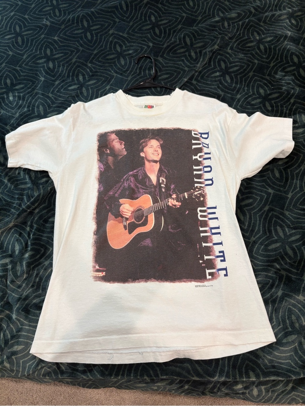 Fruit of the Loom White Short-Sleeve Graphic Tee with Acoustic Guitar Print